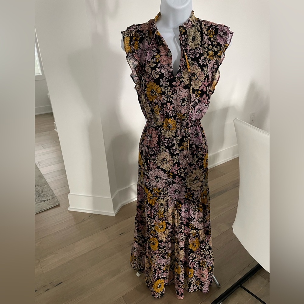 BB Dakota By Steve Madden Keyhole Neck - Picture 4 of 7